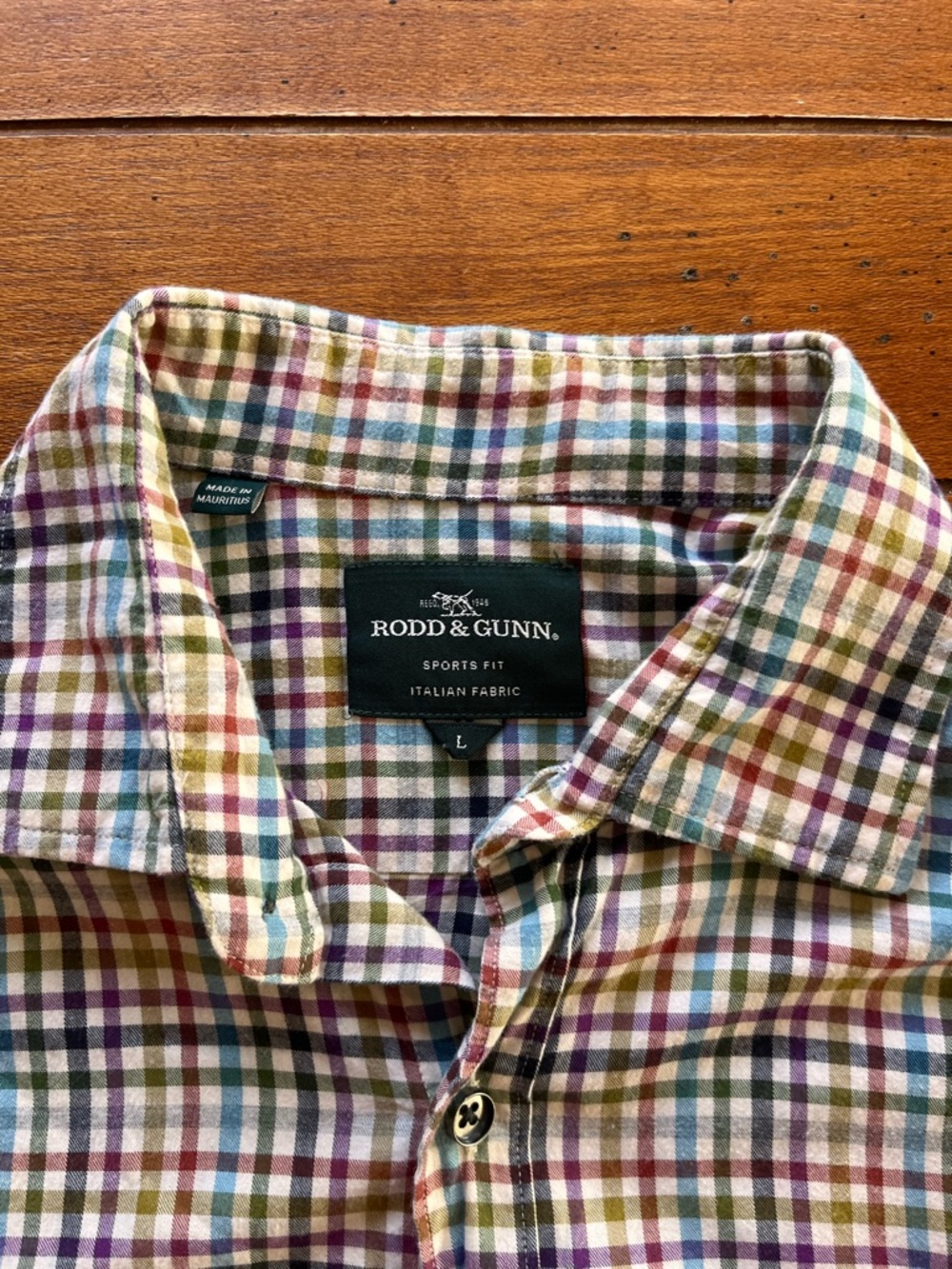 🦆 Vintage Rodd & Gunn Checker Button Down - Picture 4 of 8